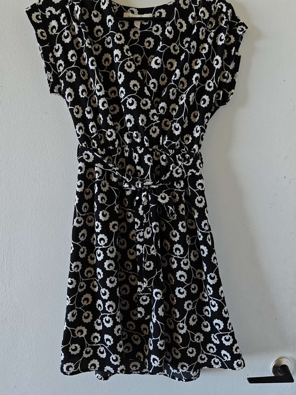 Monteau Black and White Floral Tie-Waist Mini Dress